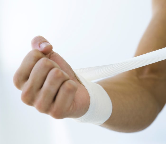 Trainer Q&A Why Does My Wrist Hurt? Men's Journal