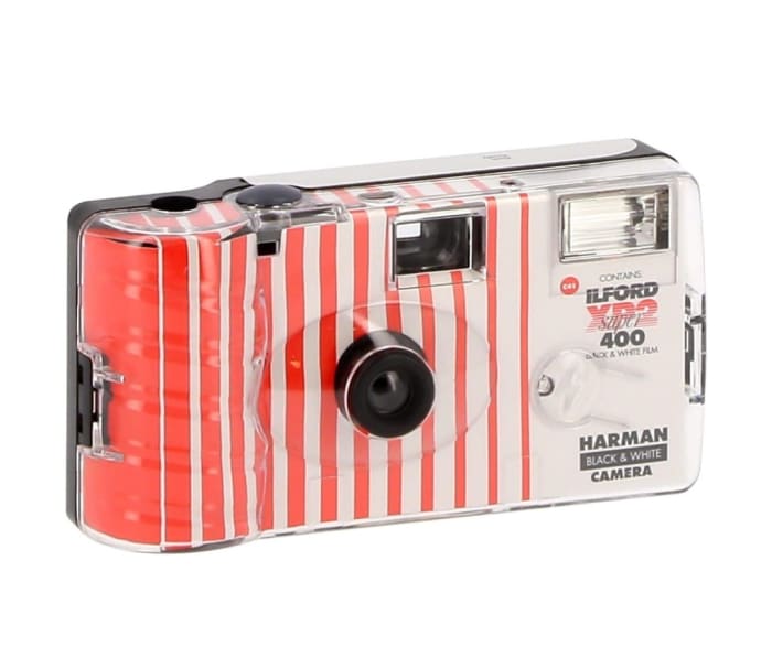 Best Travel Cameras, According to Pro Photographers Men's Journal