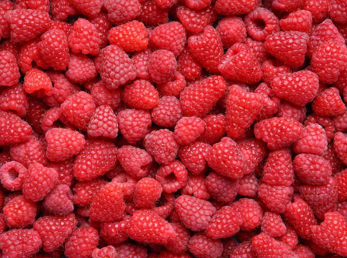 The Fruits Low in Sugar That'll Help You Lose Weight, Ranked Men's