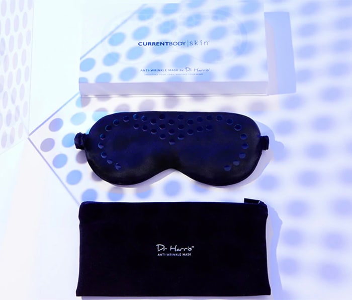 This AntiWrinkle Sleep Mask Promotes Emotional Relaxation by 67 Men