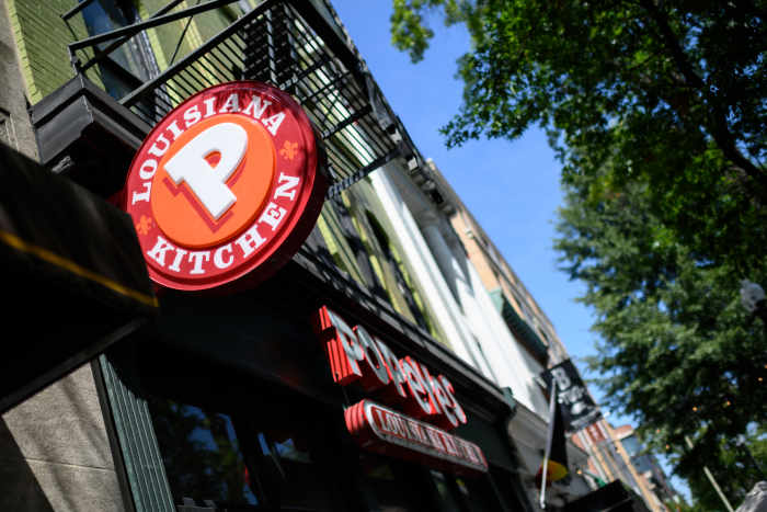 Popeyes Makes Big Move in 39 War 39 - Us Restaurant Internet Food