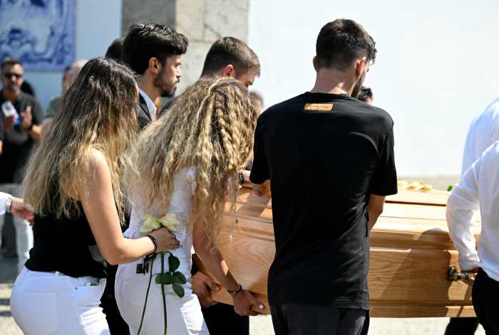 Rute Cardoso, Wife of Diogo Jota, carries the coffin of her late husband Diogo Jota.