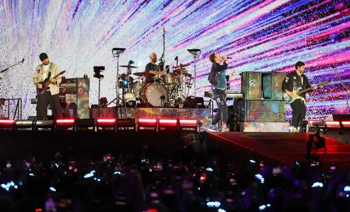 Andy Byron Makes Telling Move on - Coldplay Music Of The Spheres World Tour With Elyanna And Willow Las Vegas Nv