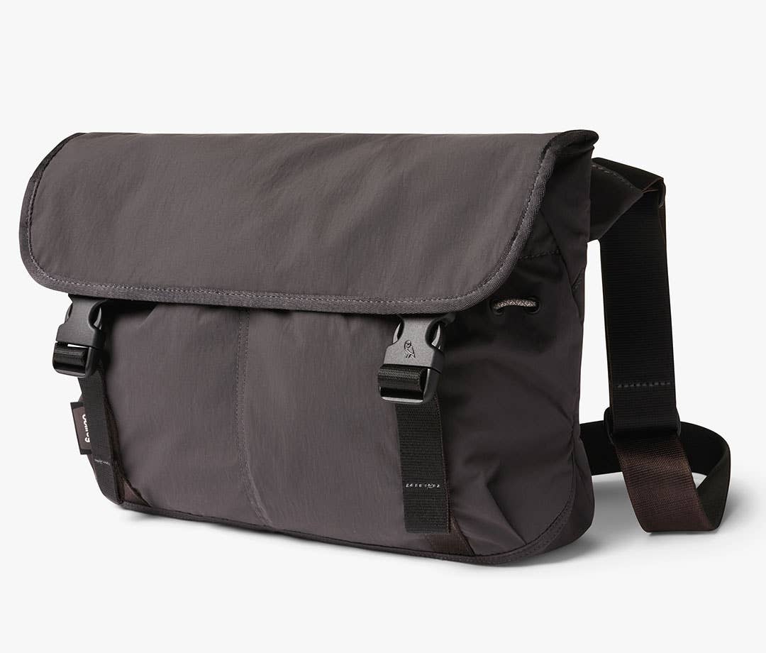 Travel Gifts for Men Bellroy Cinch Messenger Bag