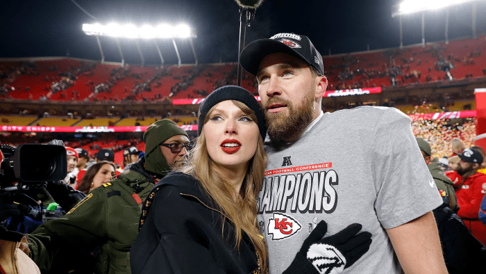Taylor Swift celebrates with Travis Kelce after Chiefs win AFC Championship