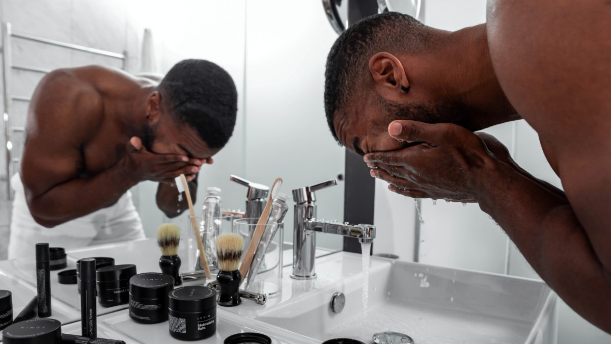 Best Face Wash for Men 8 Products to Try Mens Journal photo