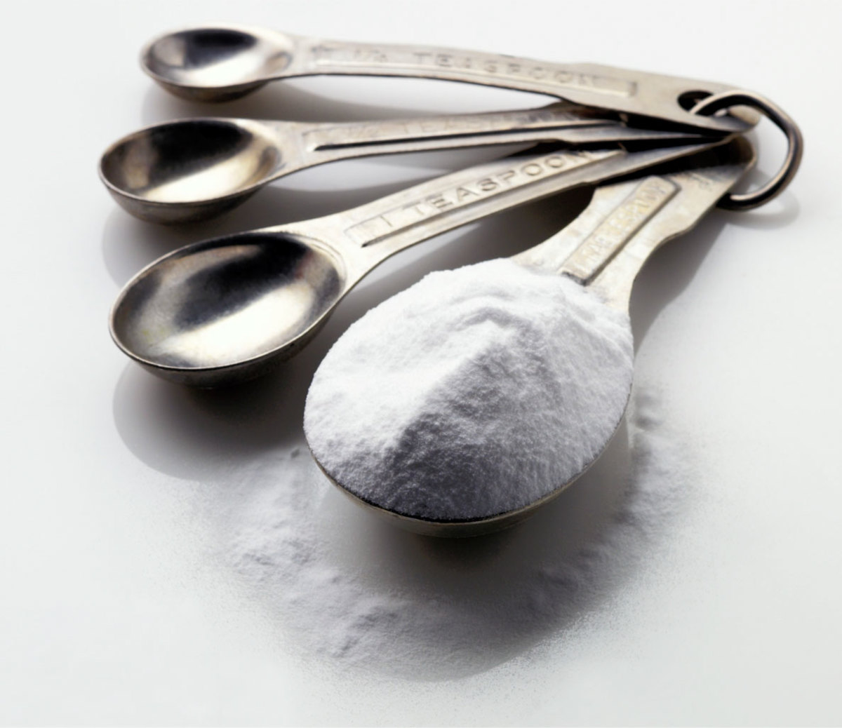 6 Natural Ways to Whiten Your Teeth Men's Journal