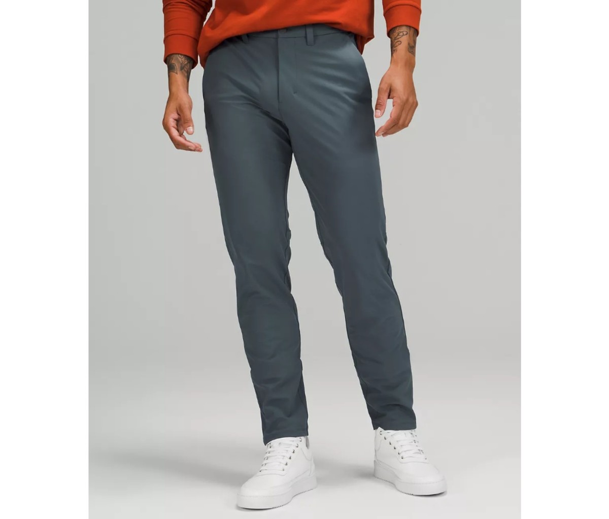 What Color Shoes to Wear with Khaki Pants