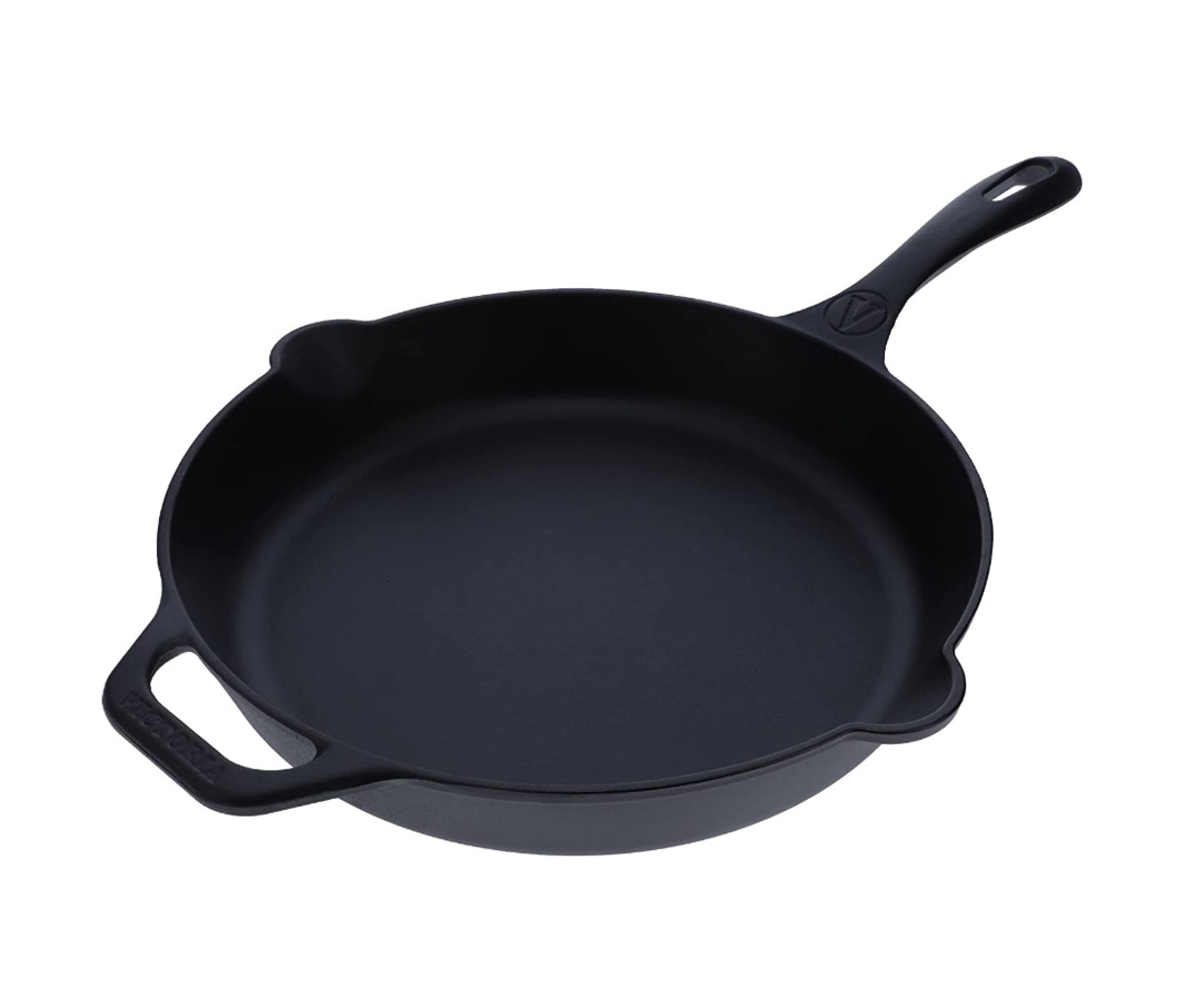 Barebones 12 Inch Enameled Cast Iron Skillet - Black Pan for Pancakes and  Frying - Smooth Cast Iron Skillet Frying Pan