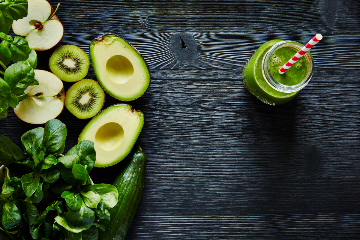 5 Low-sugar, High-protein Smoothie Recipes That'll Keep You Full - Men