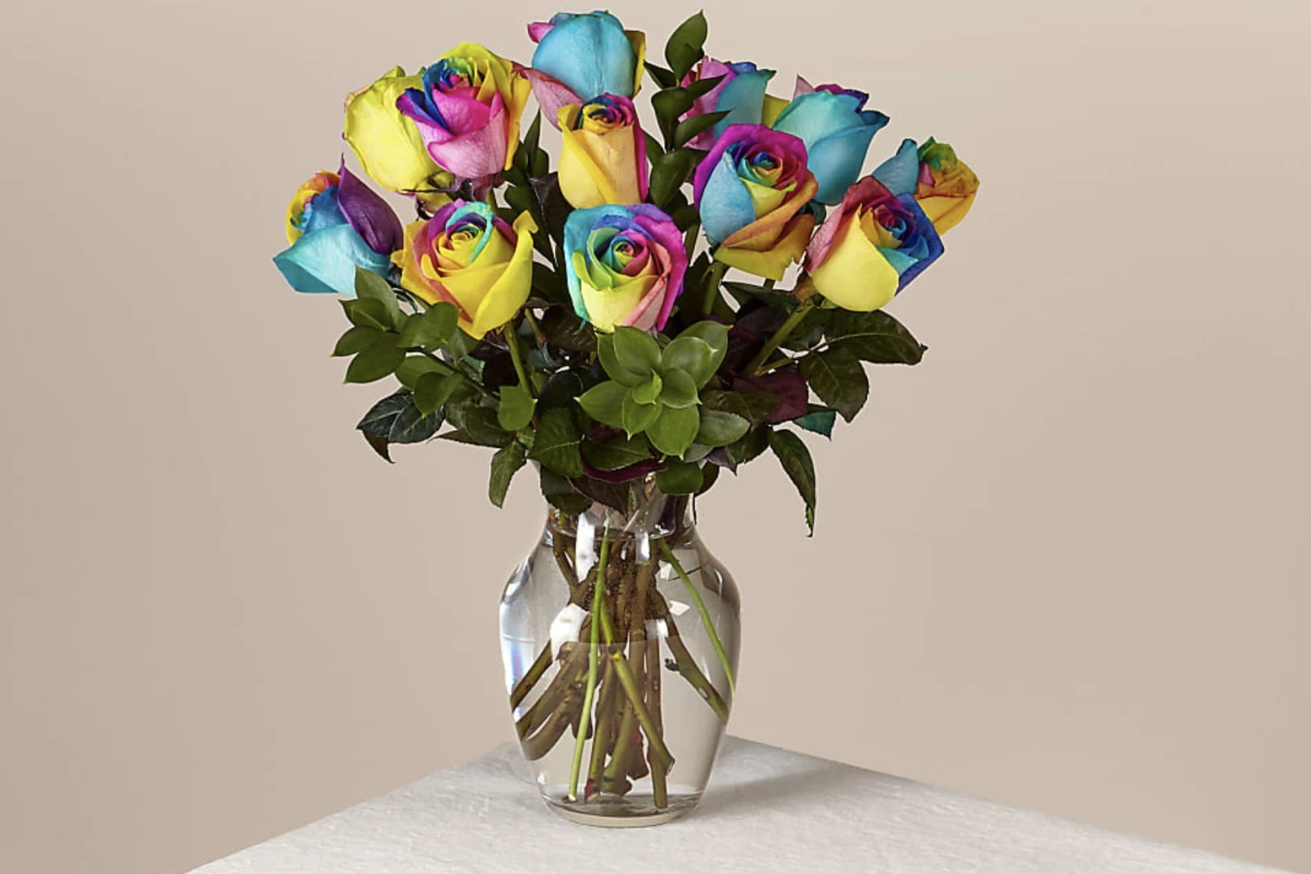 What Flowers Should I Send Women on Valentine's Day? Men's Journal
