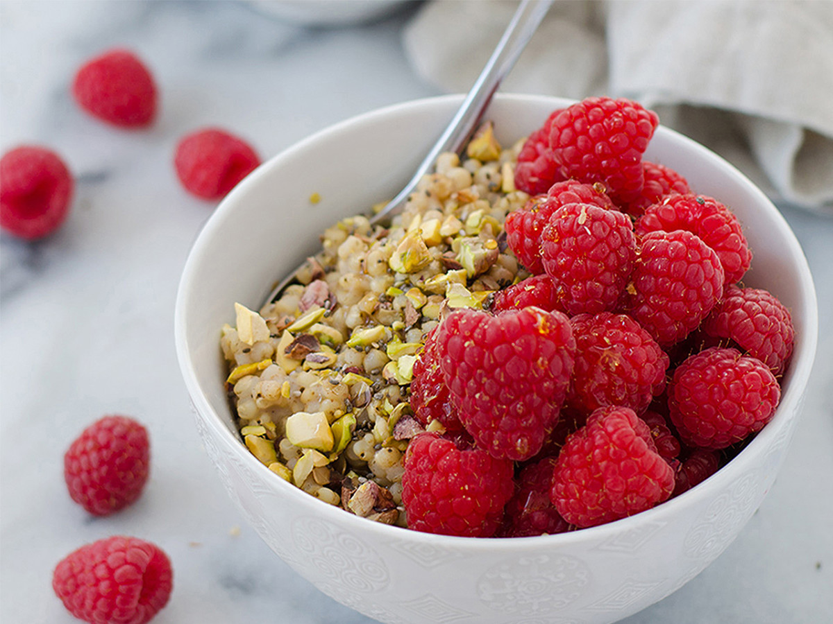 Berry Breakfast Bowl Men's Journal