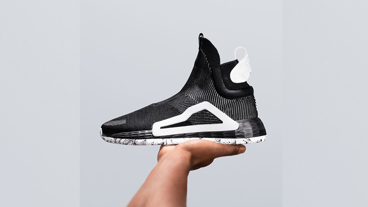 Post impresionismo Viva coreano Adidas Basketball Goes 'N3XT L3V3L' With Their First Laceless Sneaker  Design for the SS19 Collection - Men's Journal