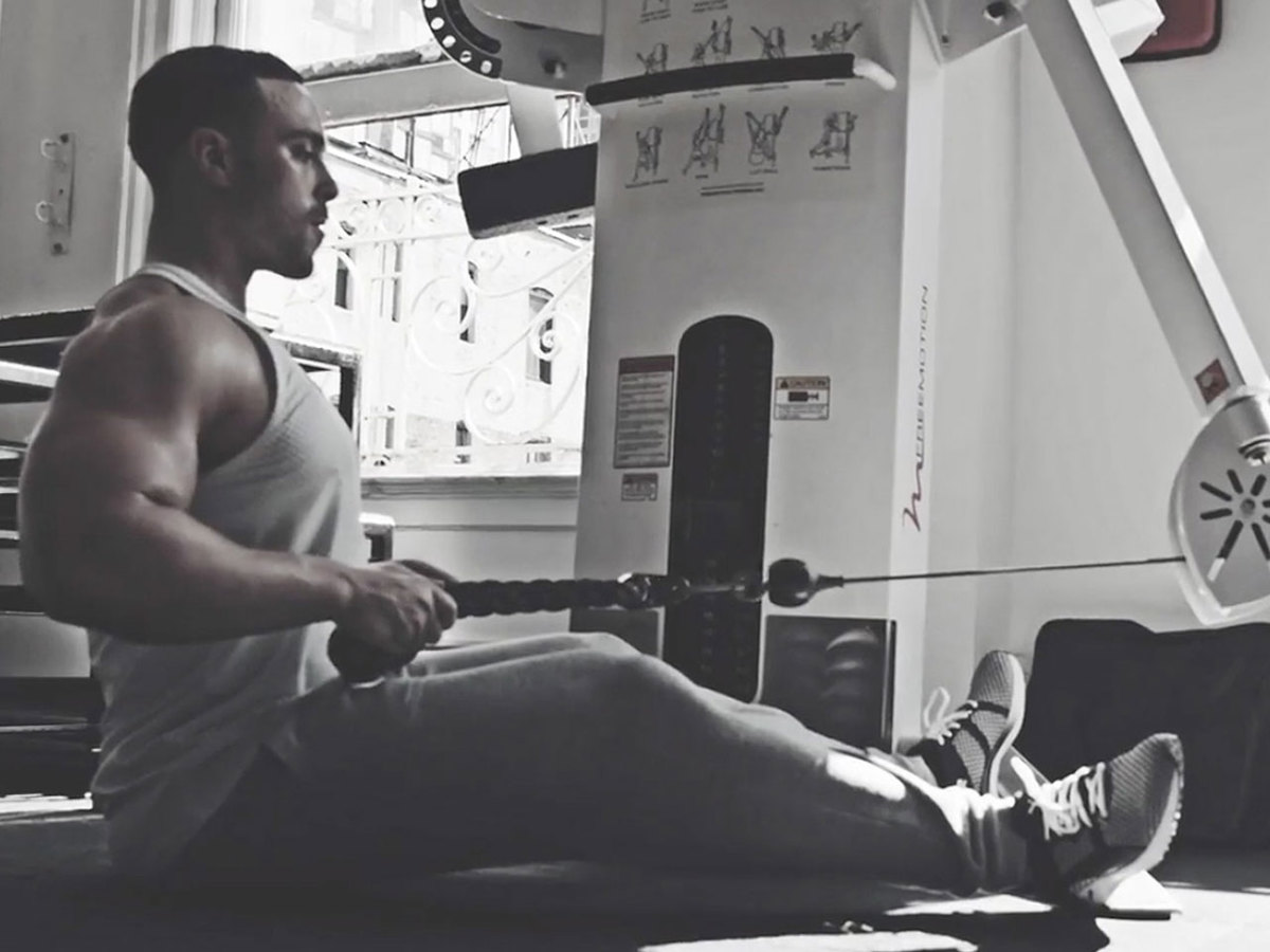 Bære udarbejde skrige Watch: How To Do a Low Cable Row - Men's Journal