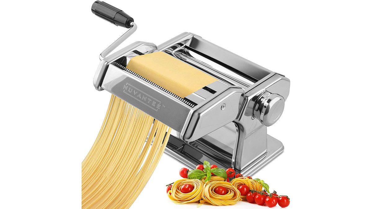 Make Your Own Pasta With This Nuvantee Pasta Maker Men's Journal