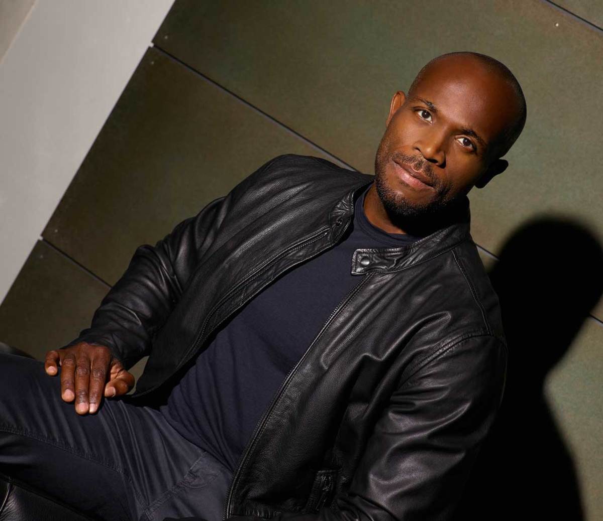Men's Fitness Interviews HTGAWM Star Billy Brown Men's Journal
