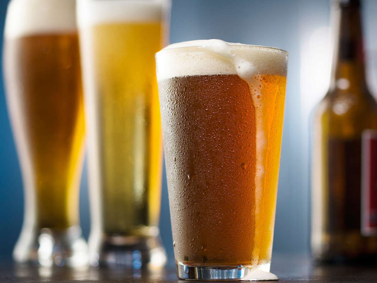The Bartender's Guide to Pouring the Perfect Pint of Any Kind of Beer