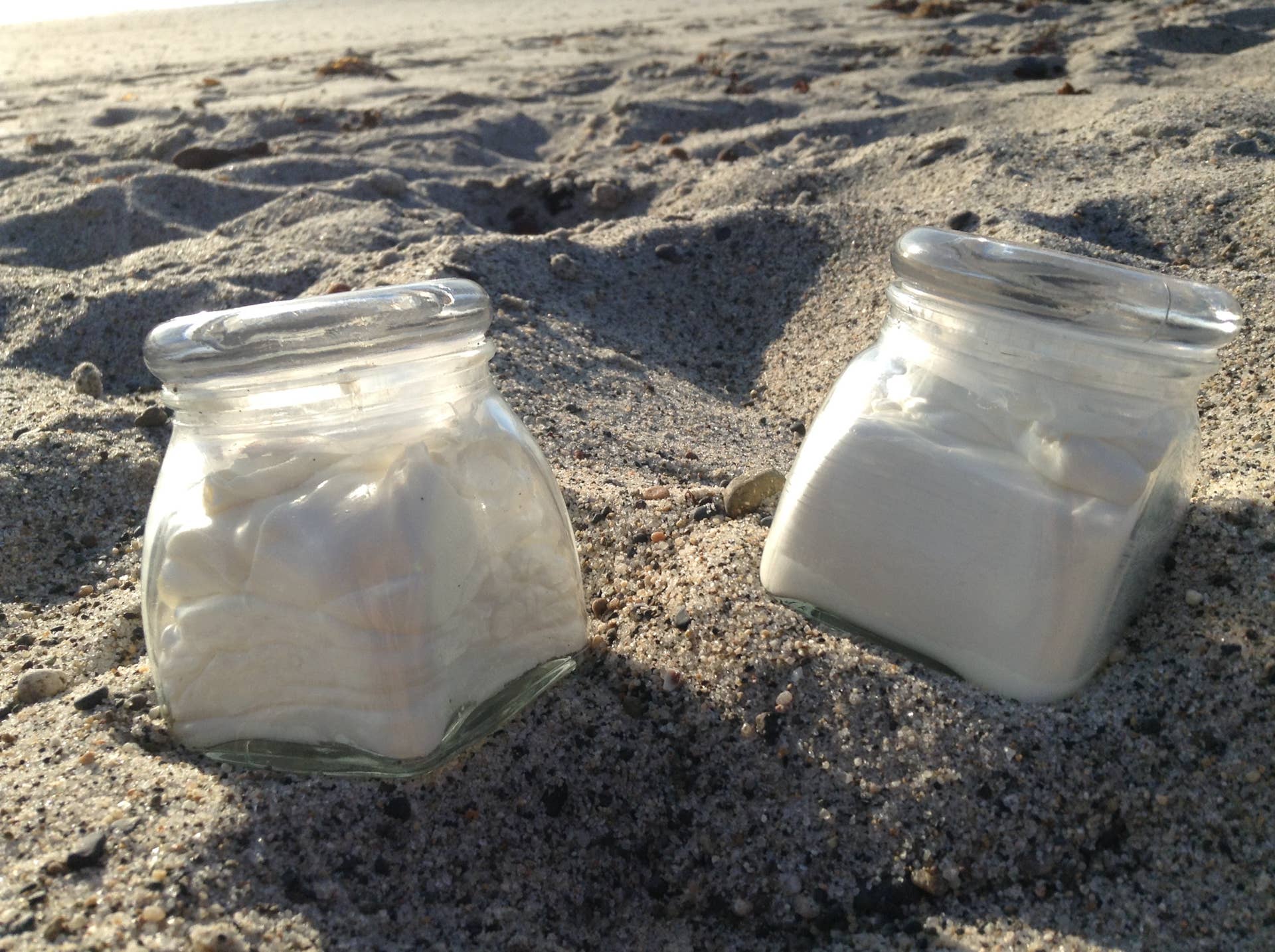 How to Make Your Own All-Natural Sunscreen at Home