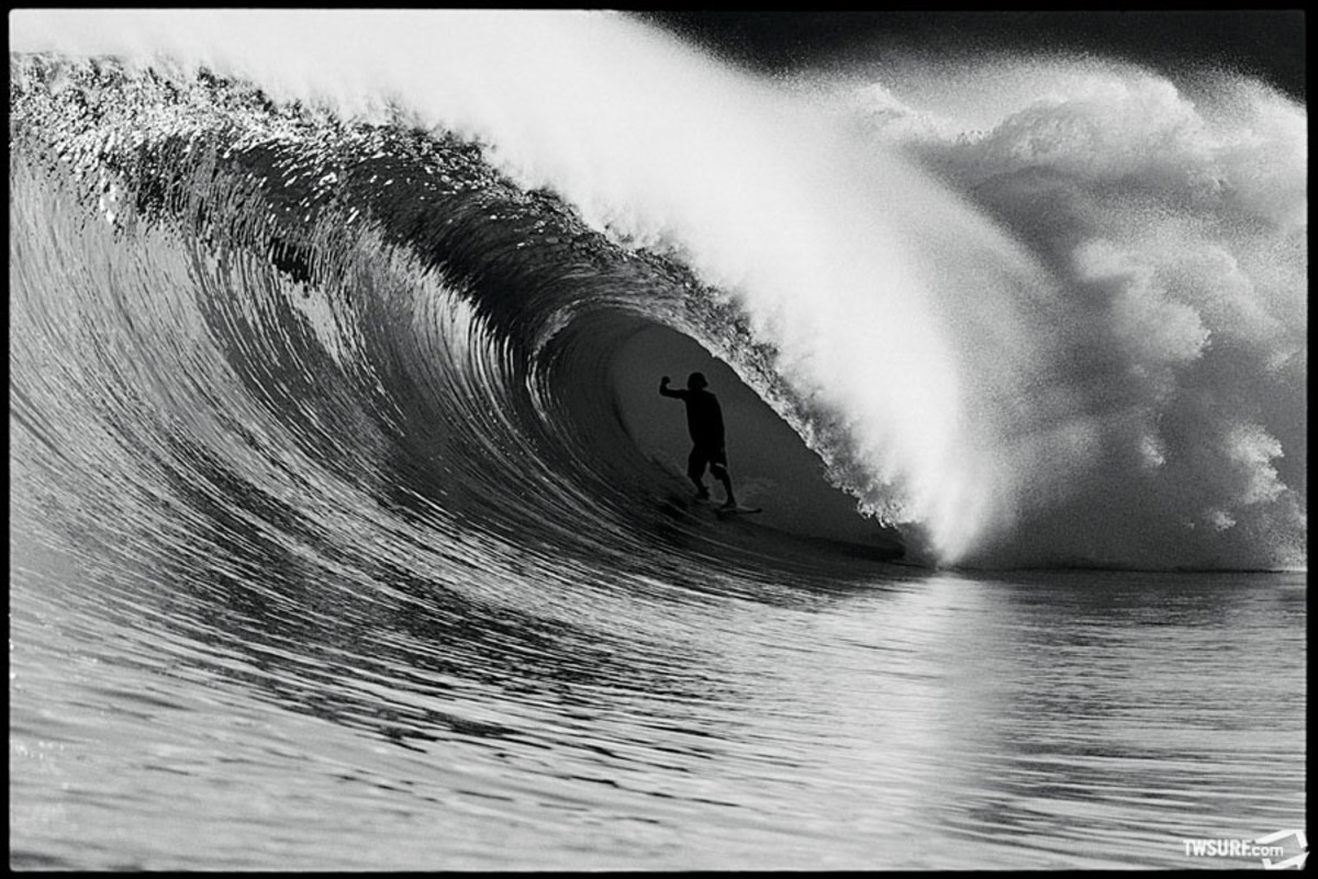 洋書 Transworld THE SURF PHOTO BOOK vol.14 How long is TransWorld Surf? | HowLongToBeat