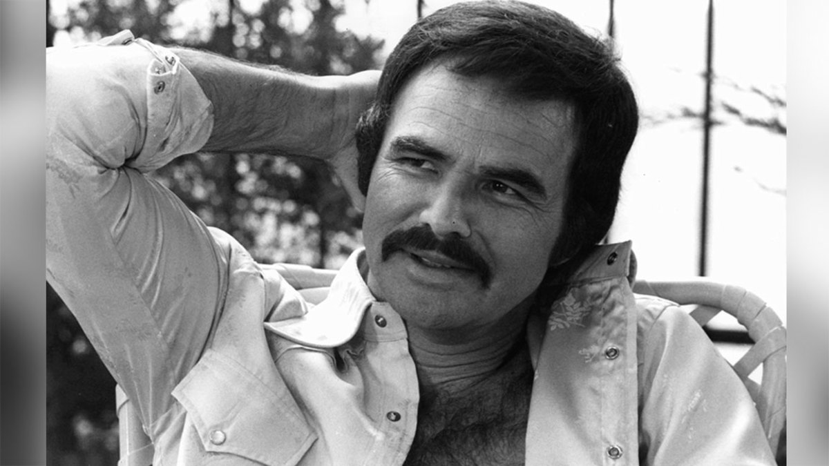 [Imagen: burt-reynolds-main.jpg]