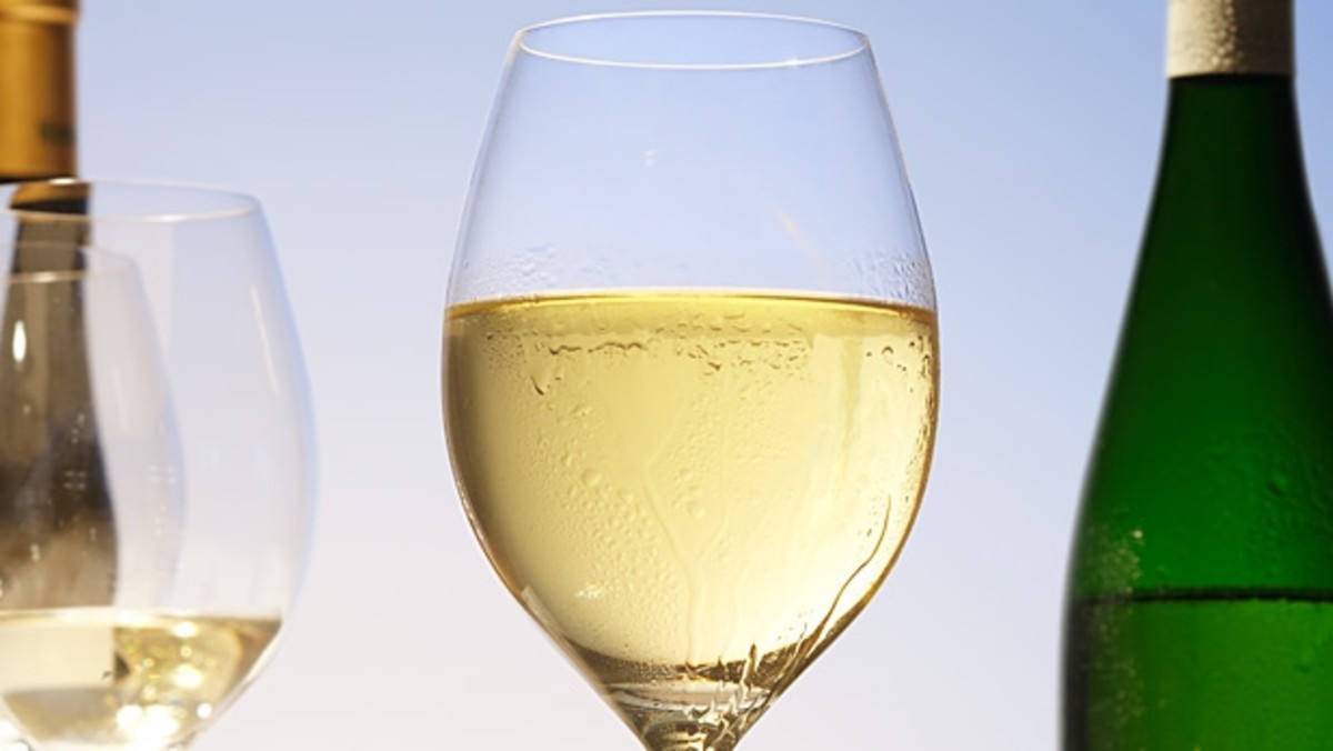 Best Riesling Wines for Summer