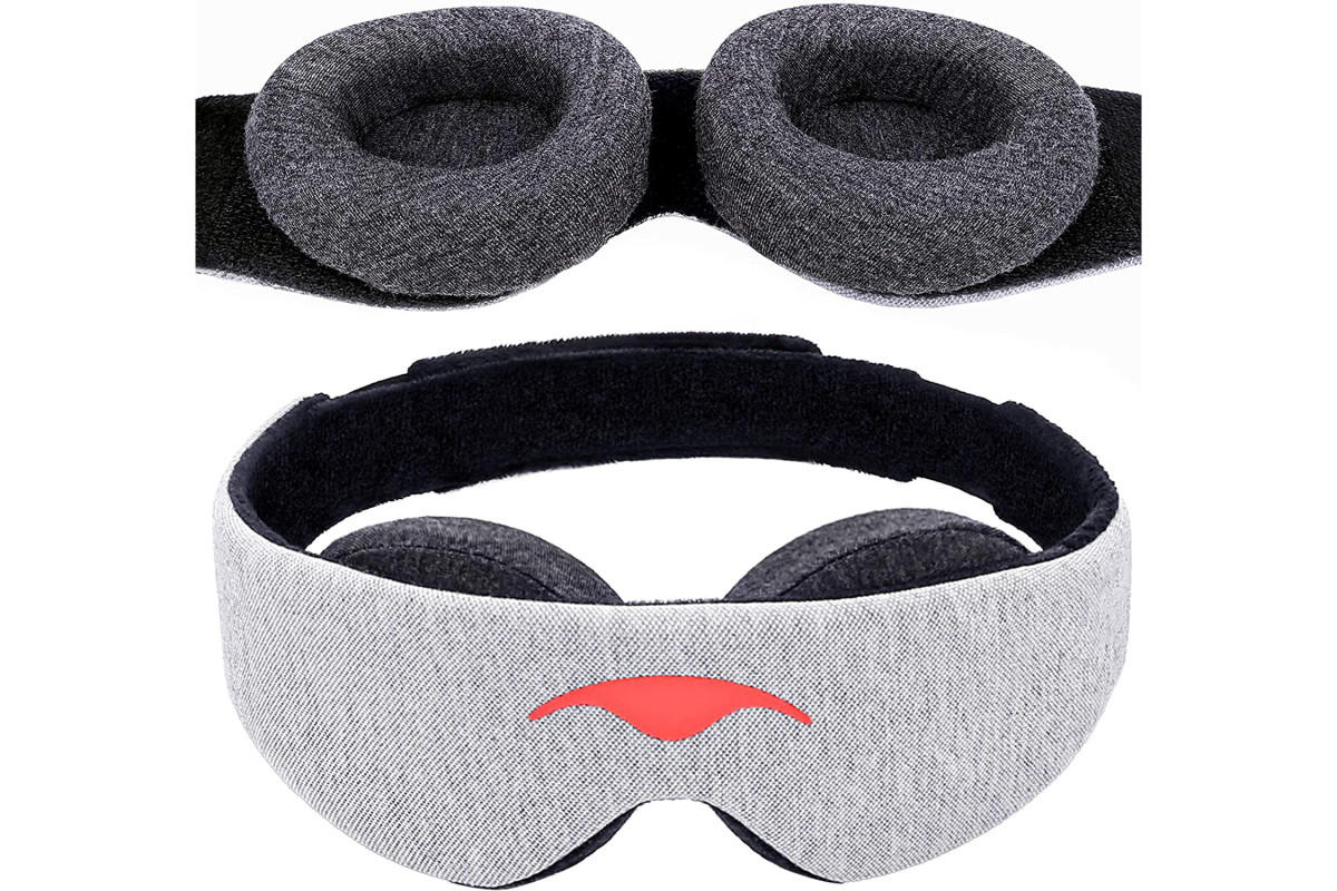The Manta Sleep Mask Guarantees The Deepest Possible Rest Men's Journal