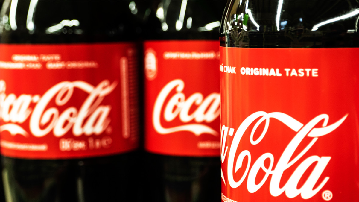 Coca-Cola Could Introduce Beverages Infused With CBD - Men's Journal