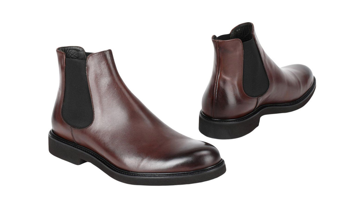 The Perfect Fall Boot? Our Guide to Chelsea Boots - Men's Journal