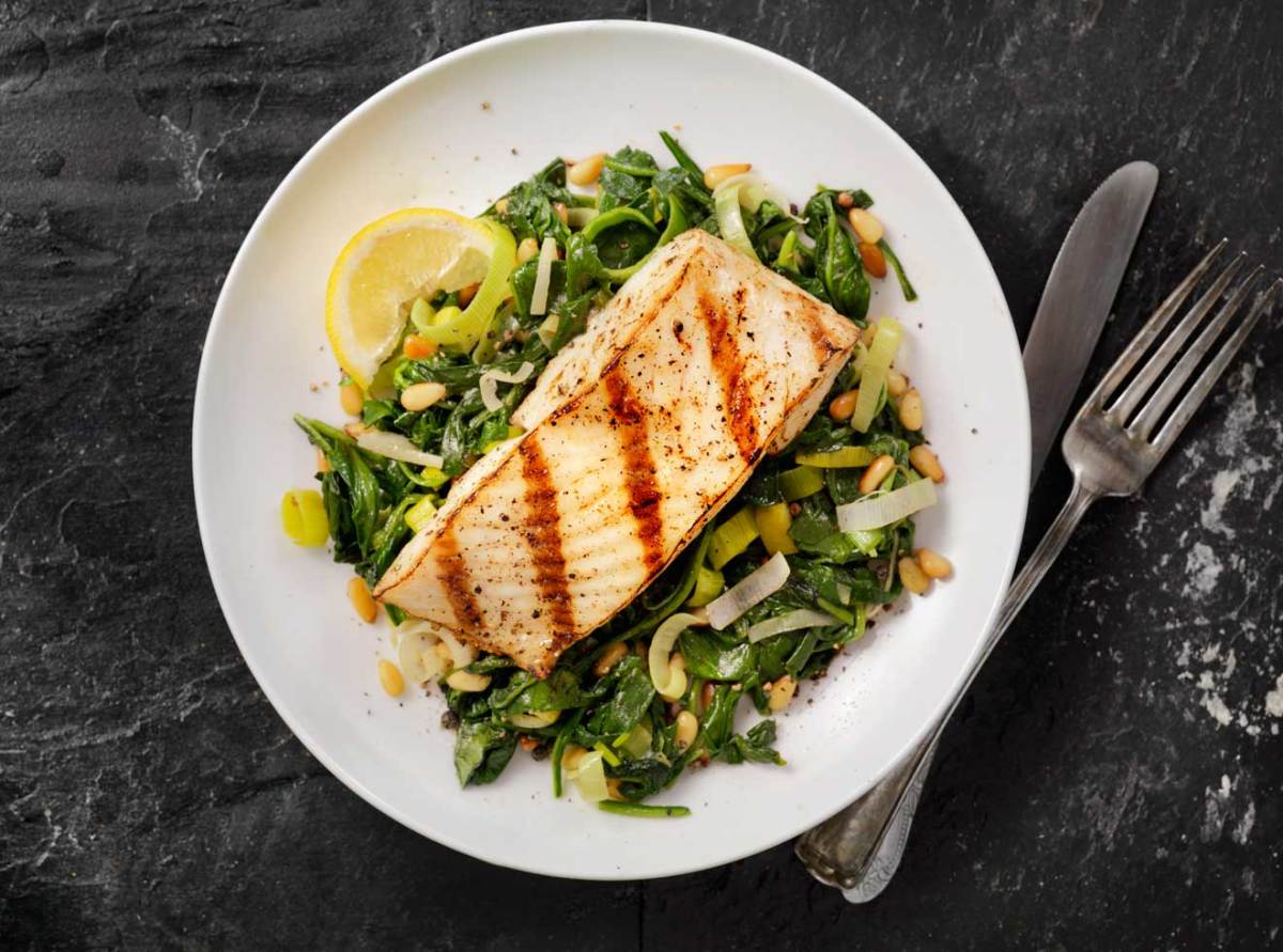 The 10 Best Protein Foods to Build Muscle, Ranked by Macros Men's Journal