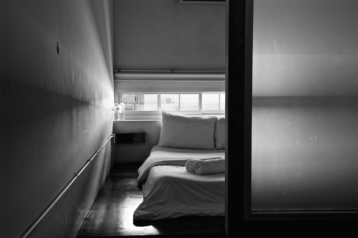 10 Tips for Traveling Around the World on a Budget Men's Journal