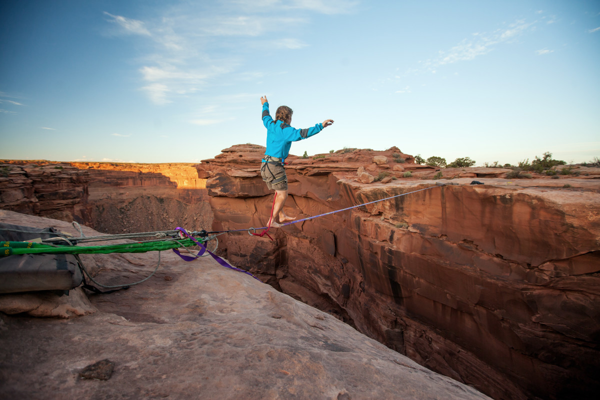 The Beginner's Guide to Slackline Men's Journal