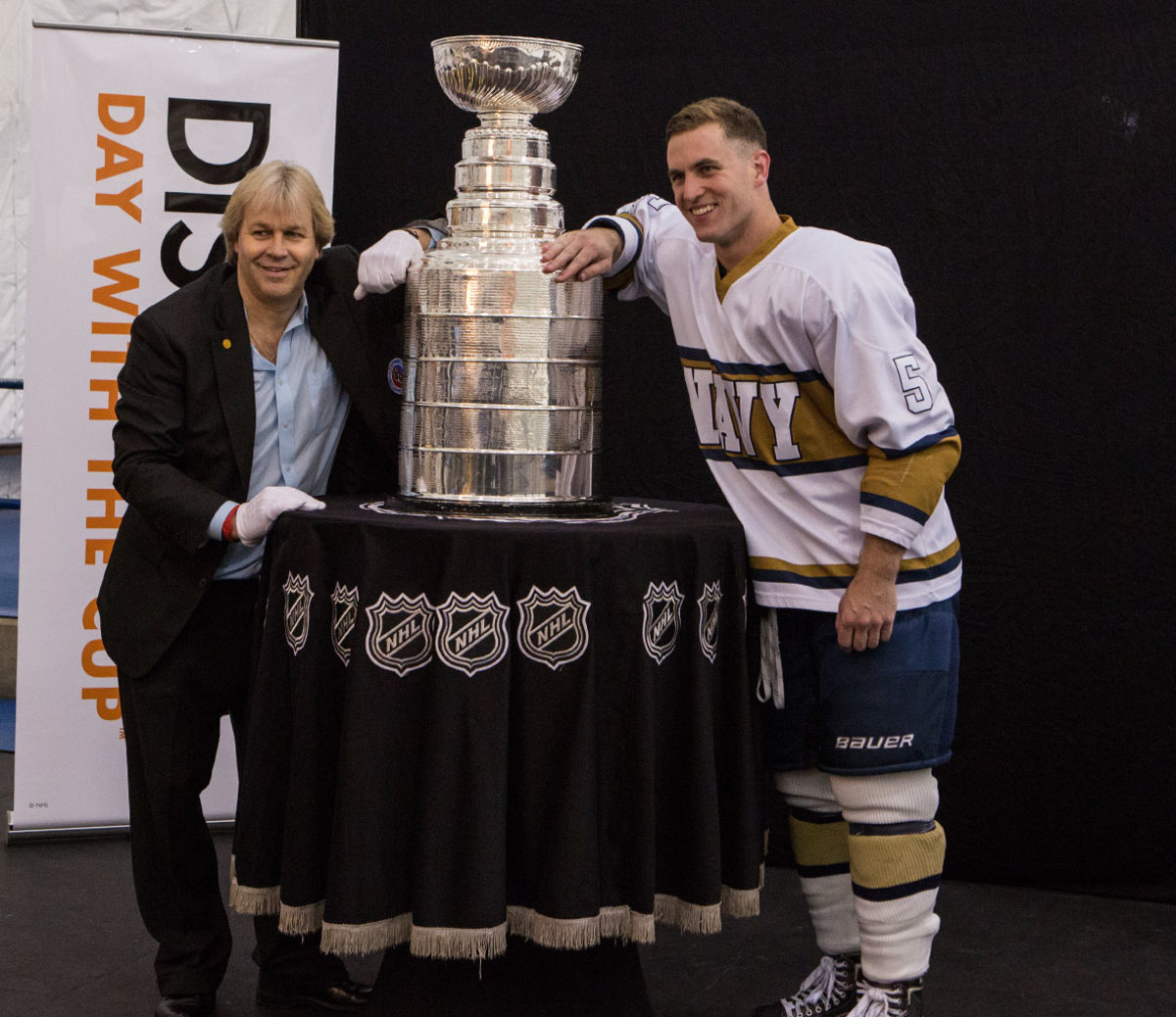 Stanley Cup Comes to Naval Academy :: USNA News