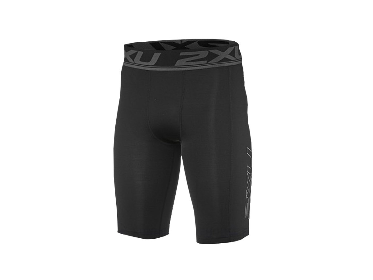 The 8 Best Compression Shorts for Men Who Run, Do CrossFit, and Train in  the Gym