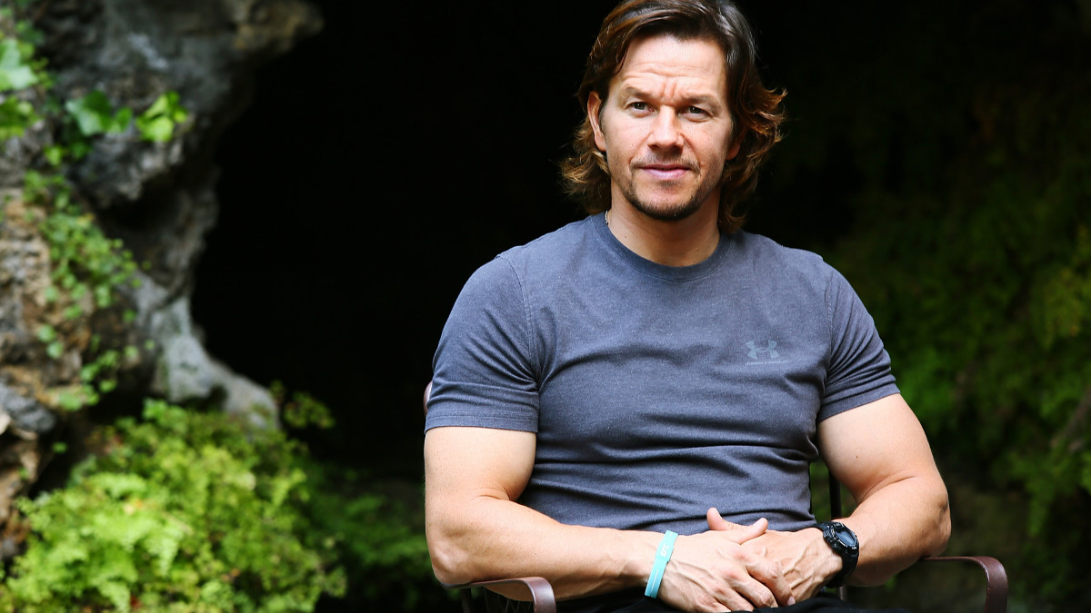 5 Ways Mark Wahlberg Stays Wicked Strong