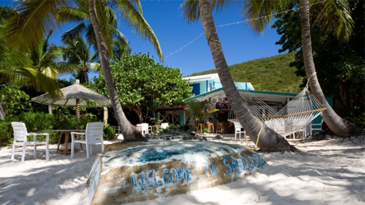 Hidden Gems The 24 Best Beach Bars in North America Men's Journal