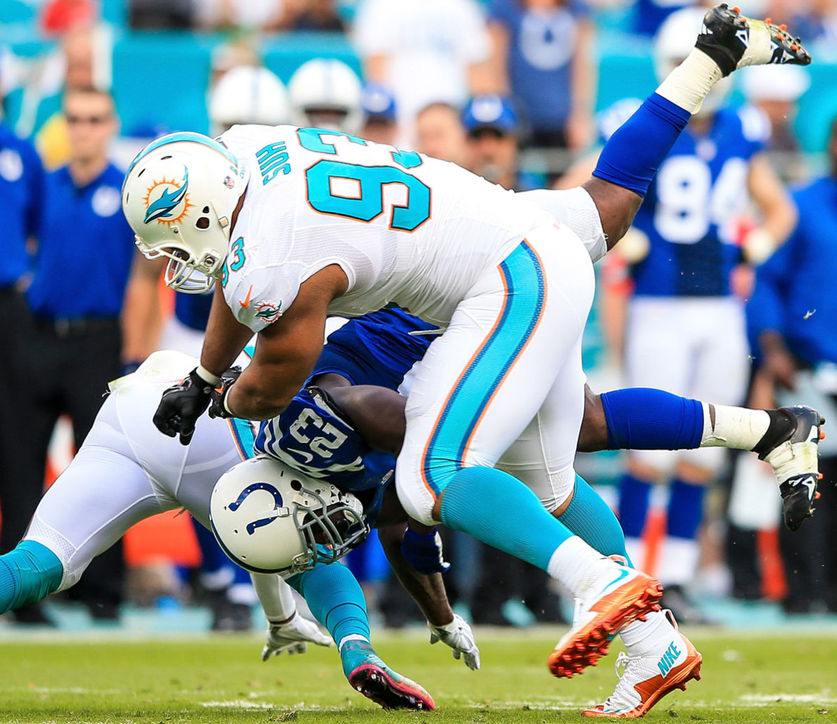 NFL Toughest Players, The Hardest, Toughest, Most Ferocious Hitters in