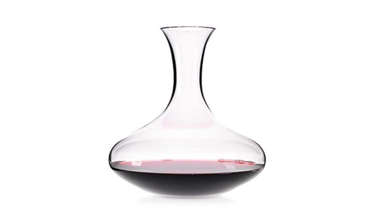 The Right Wine Glasses for Every Vintage Men's Journal