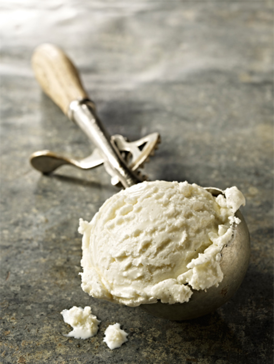 10 Ways to Curb Late-Night Cravings - Men's Journal
