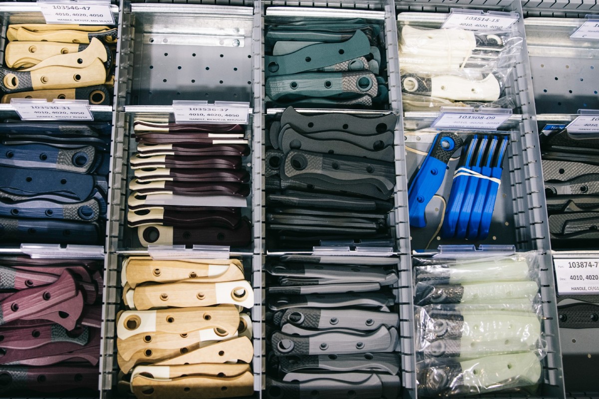 Inside Benchmade, America’s Largest Knife Factory Men’s Journal Men