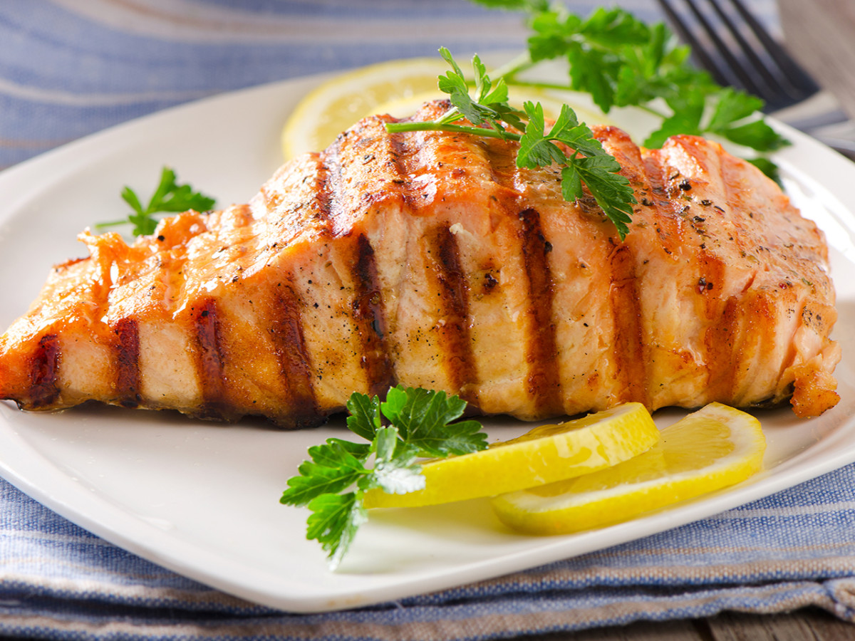 How to Make Peppered Grilled Salmon Steaks