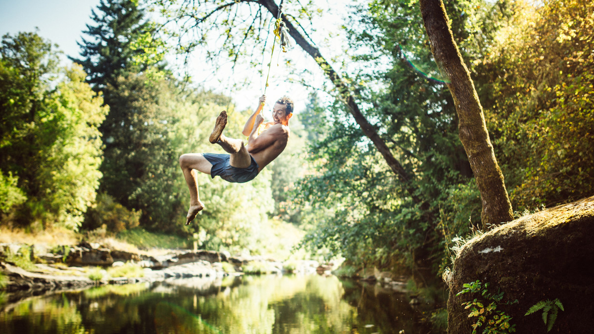 The Easiest Way to Build the Perfect Rope Swing - Men's Journal