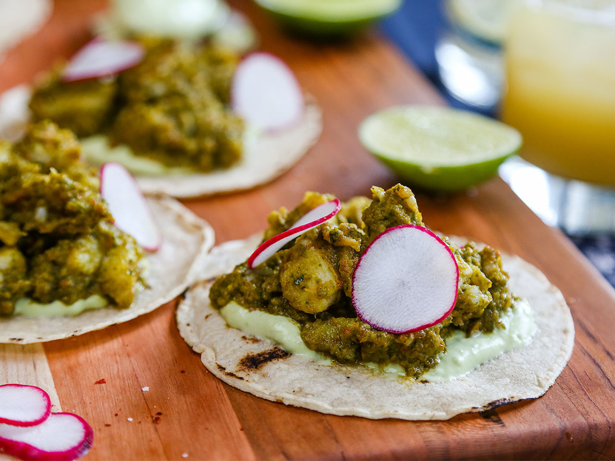 Recipe How to Make Sofrito Shrimp Tacos Men's Journal