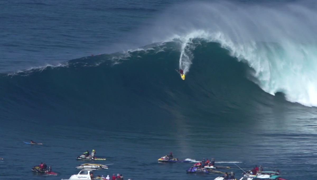 Best of El Ni o at Jaws Biggest Waves Ever SUP Surfed Men s Journal