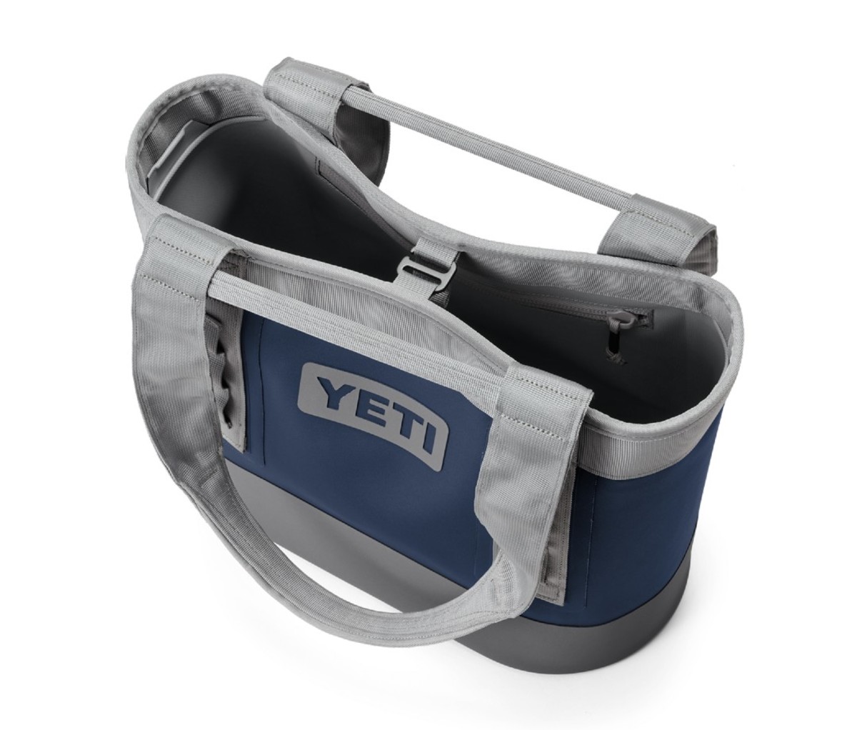 Best Carryalls for Beach, Park, and Lake Trips 2022 Men's Journal