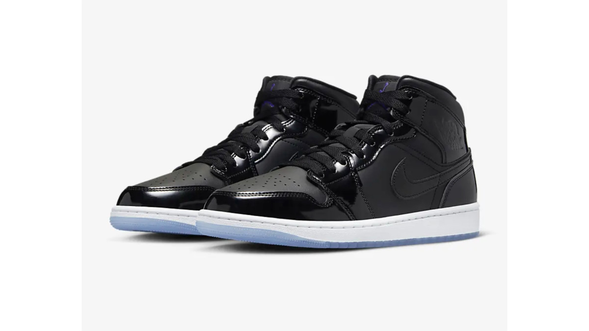 Air Jordan 1 Mid SE Air Times