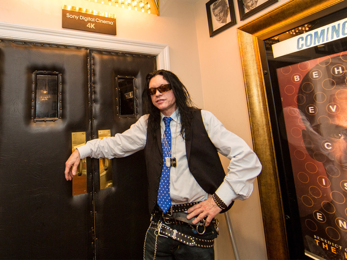 Tommy Wiseau Reveals His Unique Chest Workout for ‘The Room’ - Men’s