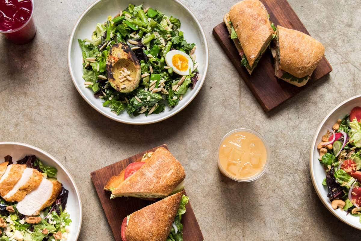 3 Easy Chicken Recipes to Make for Lunch or Dinner - Men's Journal