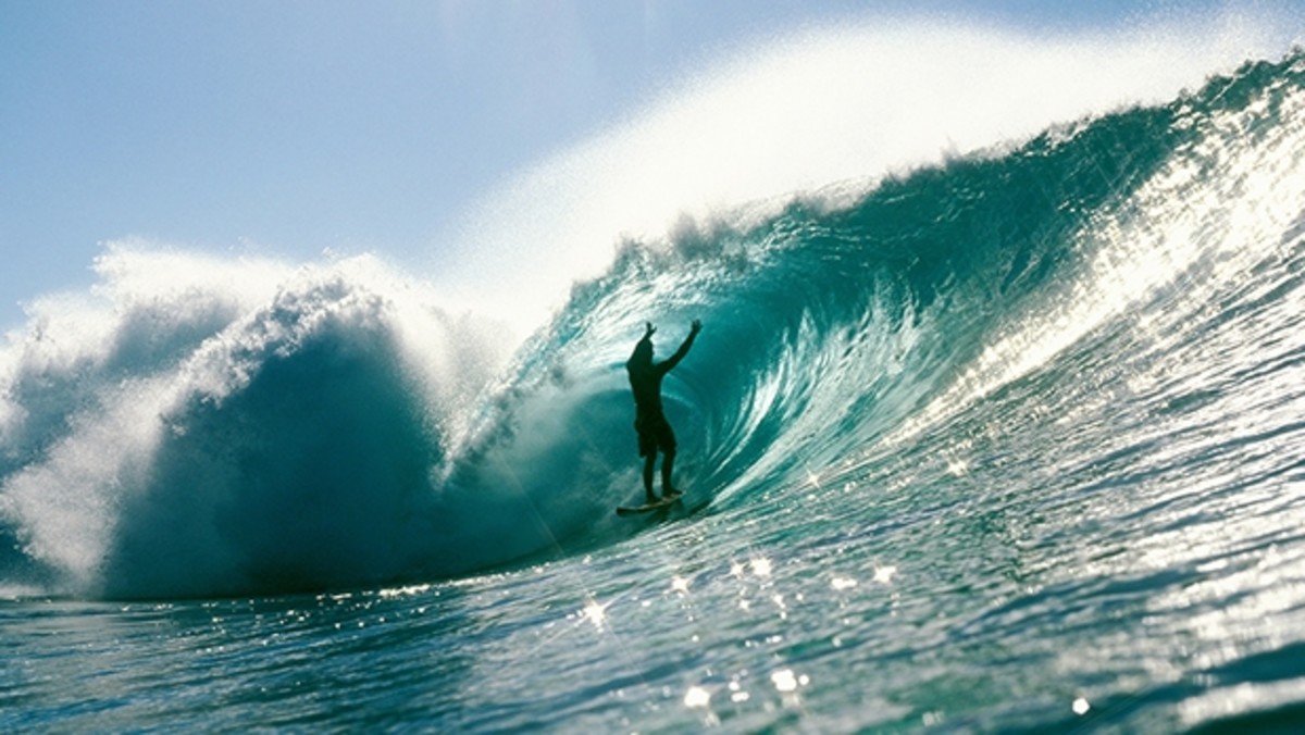 50 best surfing spots around the world