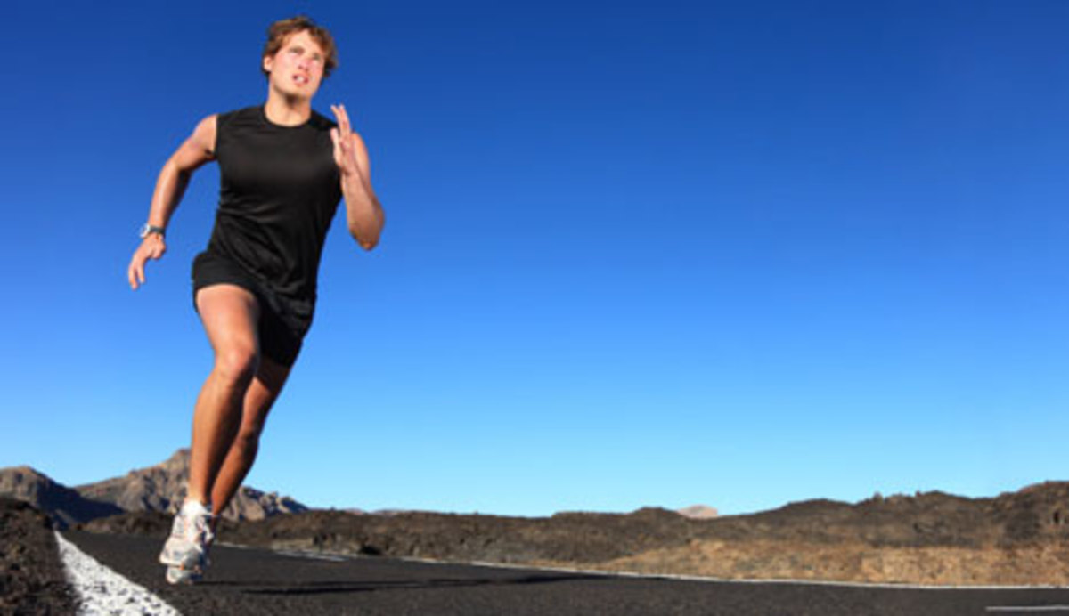 Should You Be Running Barefoot? - Men's Journal