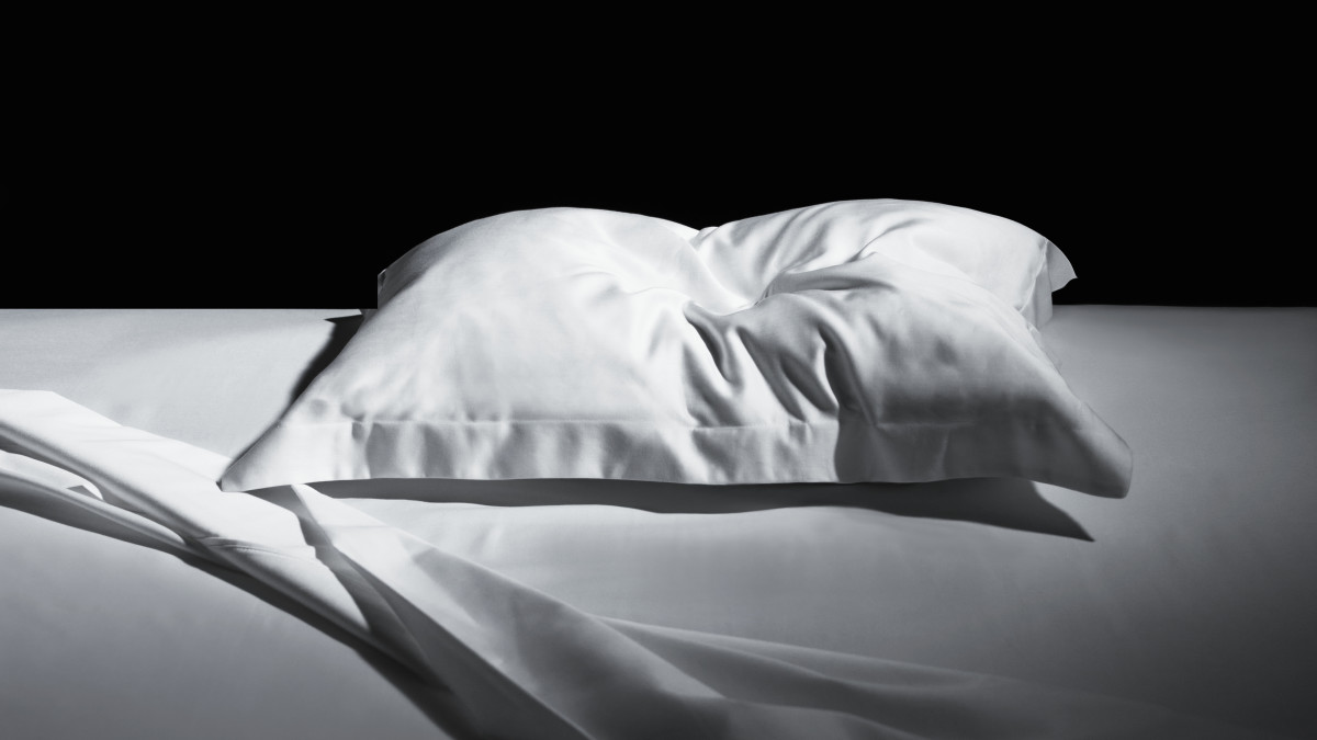 Find the Right Pillow for You Men's Journal